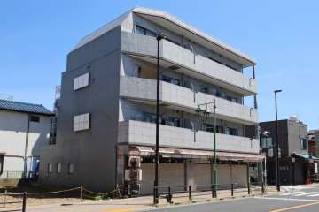 サンシャルム上池台の外観（北側から）