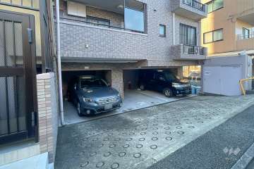 敷地内駐車場（屋外平面式）