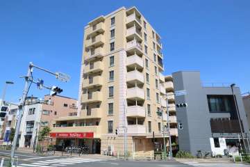 グランシティ上池台の外観（西側から）