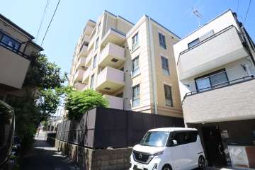 グランシティ上池台の外観（南側から）