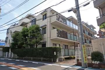 ペアパレス上池台NO2の外観（北東側から）