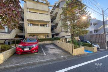 敷地内駐車場（屋外平面式）