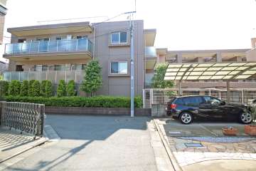 ダイアパレス上池台ブライトヒルの外観（東側から）