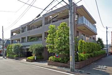 ダイアパレス上池台ブライトヒルの外観（南東側から）