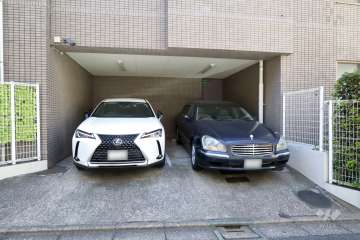 敷地内駐車場（屋内平面式）