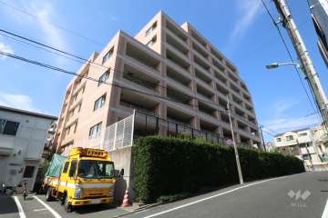 パークホームズ上池台ヒルトップレジデンスの外観(南西側)