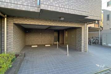 敷地内駐車場（屋内平面式）
