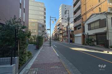 敷地北側の前面道路　