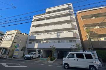 ステージグランデ蒲田の外観（南東側から）