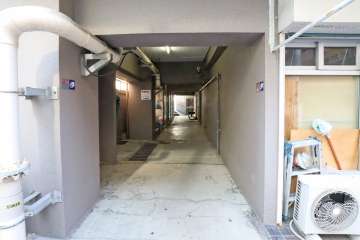 駐輪場の出入り口　