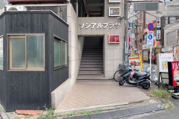 2階店舗部分の出入り口