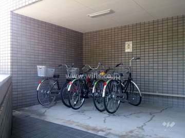 駐輪場