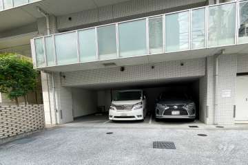 敷地内駐車場（屋内平面式）