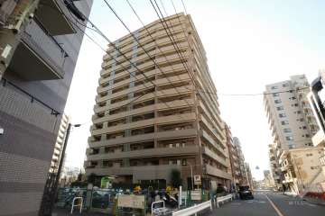 コスモ西蒲田の外観（北西側から）