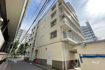 西蒲田ファミリーマンションの外観（北西側から）