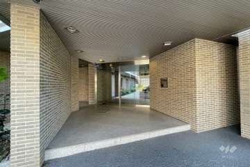 サブエントランス