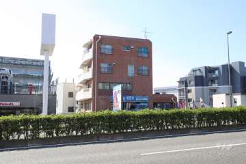 シャトー西馬込の外観(南側から)　