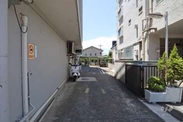 エントランスアプローチ