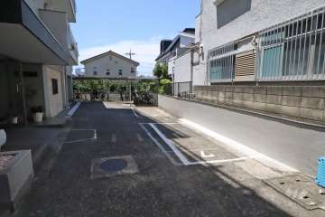 敷地内駐車場（屋外平面式）