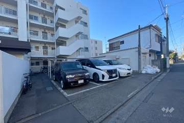 敷地内駐車場（屋外平面式）