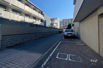 敷地内駐車場（屋外平面式）　