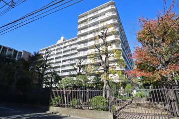 コトー多摩川の外観（南側から）