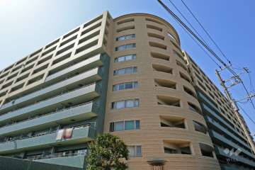 クレストフォルム東京リバーコーストの外観（南東側から）