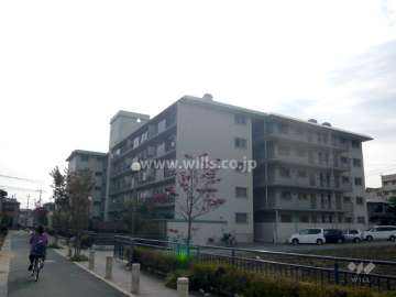 武庫マンションの外観（北側から）