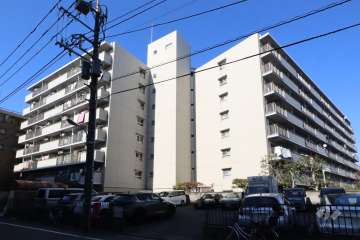 西糀谷サンハイツの外観（南側から）