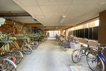 駐輪場