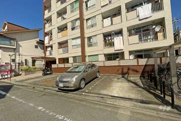 敷地内駐車場（屋外平面式）