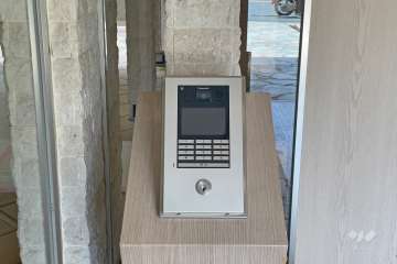 オートロックの操作盤