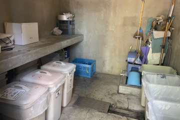 ゴミ置き場
