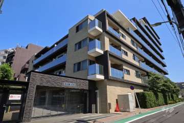 ライオンズ雪が谷大塚レジデンスの外観(北西側から)