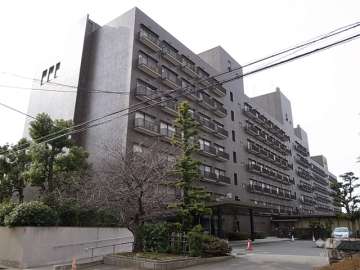 メゾン甲子園の外観（北東側から）　南棟