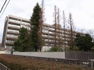 メゾン甲子園の外観（南西側から）　北棟