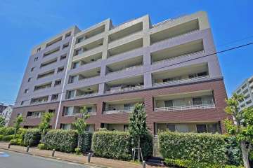 ディー・トリアソレイユハウスの外観（北東側から）