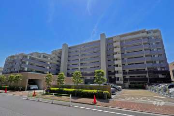 ディー・トリアソレイユハウスの外観（北西側から）