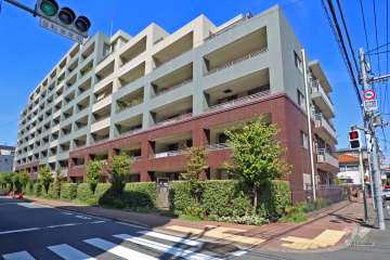 ディー・トリアフォレストハウスの外観(南東側から)