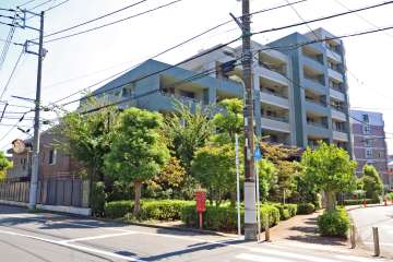 ディー・トリアフォレストハウスの外観(北西側から)