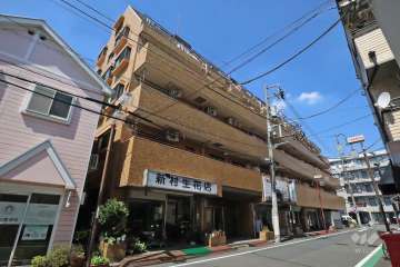 ライオンズマンション千鳥町の外観(南東側から)