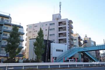 マンション多摩川の外観（北東側から）