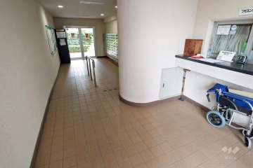 エントランスホール