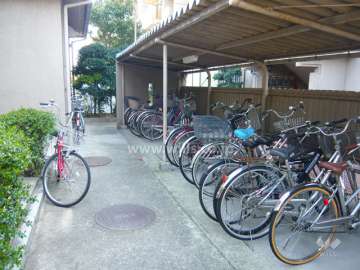 駐輪場