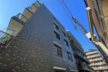 ステージ大森弐番館の外観（南東側から）