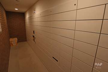 共用ポストと宅配ボックス