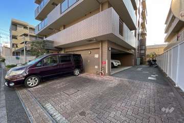 敷地内駐車場（屋外平面式・屋内平面式）