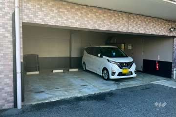 敷地内駐車場（屋内平面式）