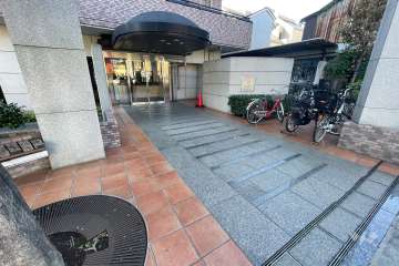 エントランスアプローチ