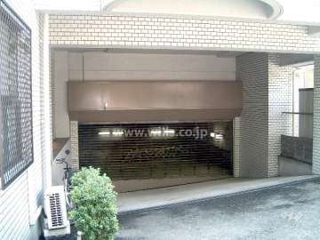 駐車場入口